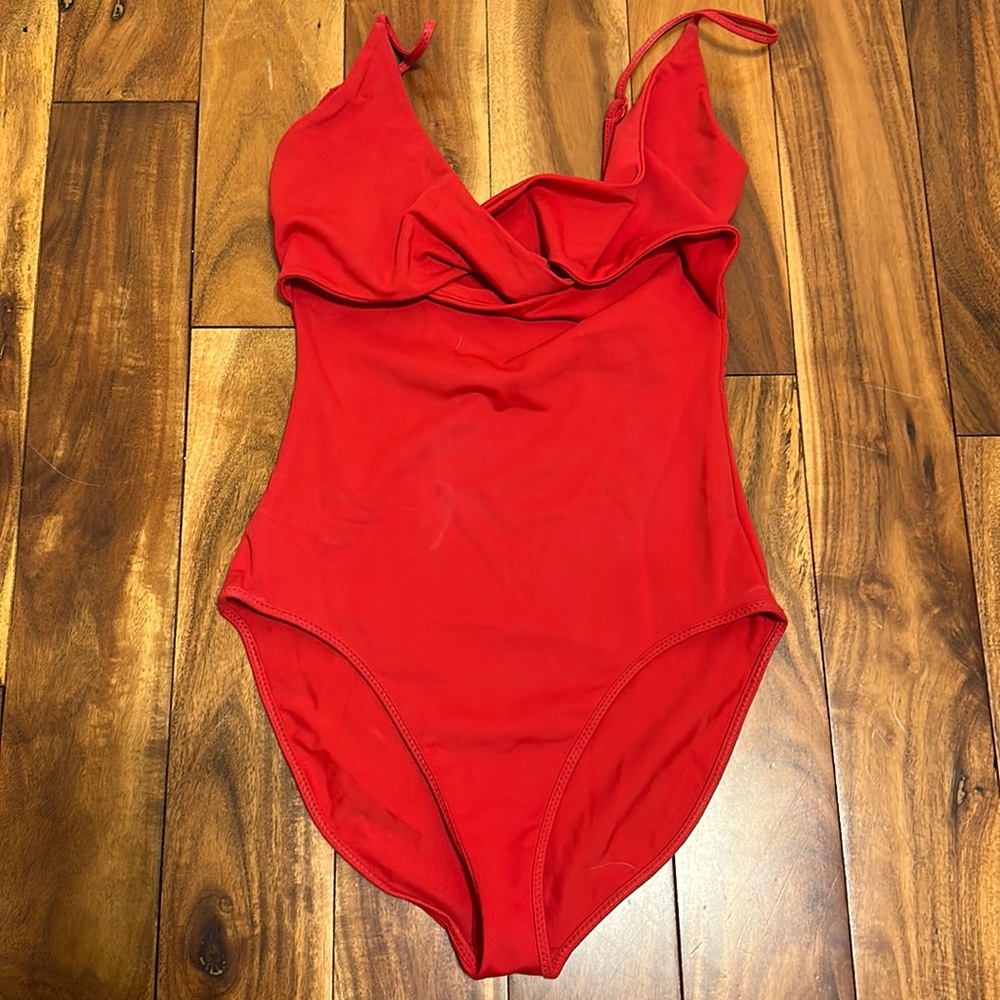 Aritzia noe swimsuit